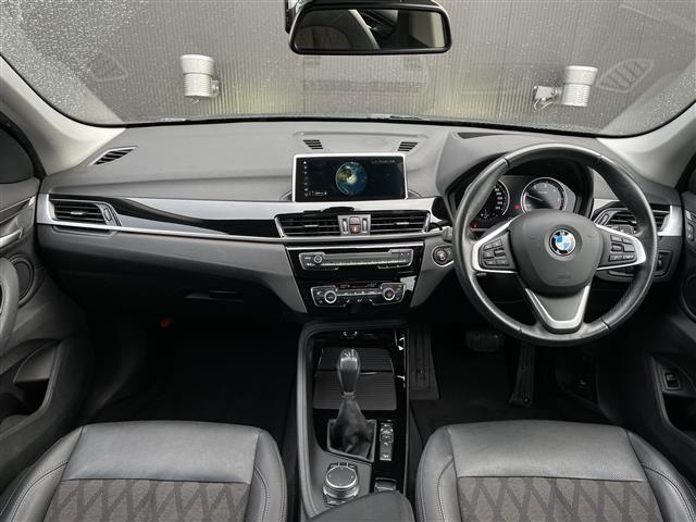 X1 xDrive 18d xライン HUD ACC アンビエントライト インテリジェントセーフティ 純正HDDナビ Bカメラ PDC Pバックドア LEDヘッドライト 前後ドラレコ ミラーETC コンフォートアクセス ダウンヒルアシスト(4枚目)