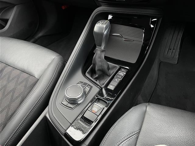X1 xDrive 18d xライン HUD ACC アンビエントライト インテリジェントセーフティ 純正HDDナビ Bカメラ PDC Pバックドア LEDヘッドライト 前後ドラレコ ミラーETC コンフォートアクセス ダウンヒルアシスト(24枚目)