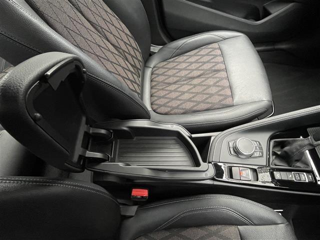 X1 xDrive 18d xライン HUD ACC アンビエントライト インテリジェントセーフティ 純正HDDナビ Bカメラ PDC Pバックドア LEDヘッドライト 前後ドラレコ ミラーETC コンフォートアクセス ダウンヒルアシスト(26枚目)