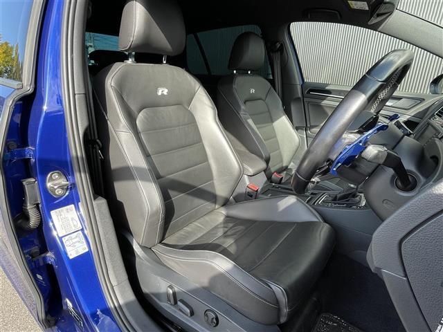 ゴルフＲ ベースグレード　Ｒ専用エクステリア　クロームデュアルツインエキゾーストパイプ　純正１８インチＡＷ　純ナビＤｉｓｃｏｖｅｒＰｒｏ　黒革シート　コーナーセンサー　Ｐシート（Ｄ席）　シートヒーター（Ｄ席／Ｎ席）　ＥＴＣ（6枚目）