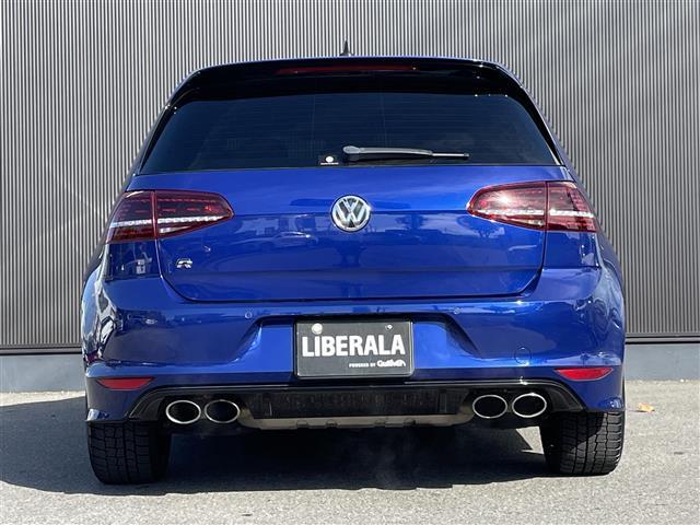 ゴルフＲ ベースグレード　Ｒ専用エクステリア　クロームデュアルツインエキゾーストパイプ　純正１８インチＡＷ　純ナビＤｉｓｃｏｖｅｒＰｒｏ　黒革シート　コーナーセンサー　Ｐシート（Ｄ席）　シートヒーター（Ｄ席／Ｎ席）　ＥＴＣ（40枚目）