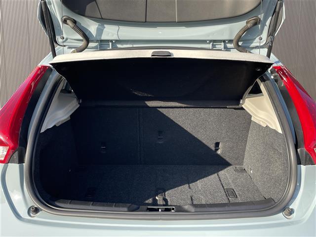 V40 D4 インスクリプション レザーシート PWシート シートヒーター インテリセーフ ACC BLIS レーンキーピングエイド 純正ナビ バックカメラ パドルシフト LEDヘッドライト パークセンサー スマートキー ETC(15枚目)