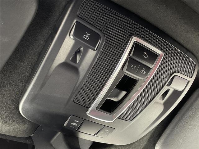 Gクラス G63 AMG デジーノエクスクルーシブインテリアPKG 赤黒コンビレザー harman/kardon パワーシート シートヒーター ベンチレーション 純正ナビ バックカメラ TV レーダーセーフティPKG ETC(30枚目)