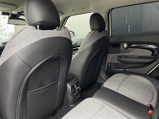 ＭＩＮＩ クーパーＳ　クラブマン　Ｃａｒｐｌａｙ　純生ＯＰ１８インチＡＷ　ドライビングモード　クルコン　インテリジェントセーフティ　ＬＥＤヘッドライト＆フォグ　純ナビ（ＡＭ／ＦＭ／ＢＴ）ミラーＥＴＣ　アイドリングストップ　ＵＳＢ（12枚目）