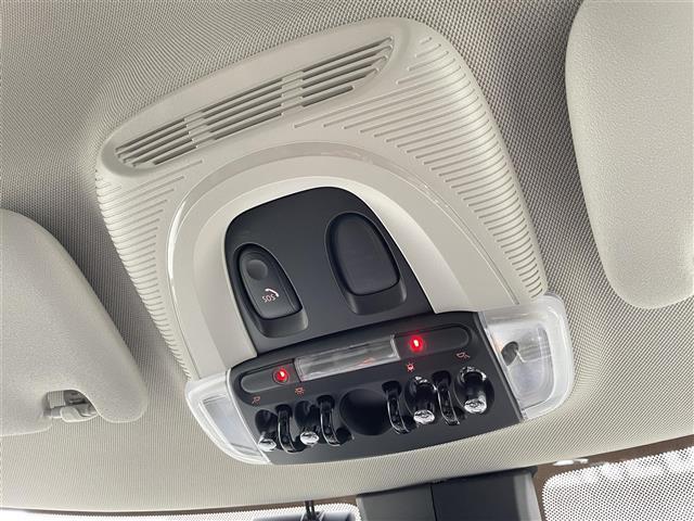 ＭＩＮＩ クーパーＳ　クラブマン　Ｃａｒｐｌａｙ　純生ＯＰ１８インチＡＷ　ドライビングモード　クルコン　インテリジェントセーフティ　ＬＥＤヘッドライト＆フォグ　純ナビ（ＡＭ／ＦＭ／ＢＴ）ミラーＥＴＣ　アイドリングストップ　ＵＳＢ（29枚目）