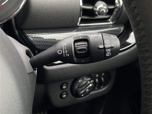 ＭＩＮＩ クーパーＳ　クラブマン　Ｃａｒｐｌａｙ　純生ＯＰ１８インチＡＷ　ドライビングモード　クルコン　インテリジェントセーフティ　ＬＥＤヘッドライト＆フォグ　純ナビ（ＡＭ／ＦＭ／ＢＴ）ミラーＥＴＣ　アイドリングストップ　ＵＳＢ（30枚目）