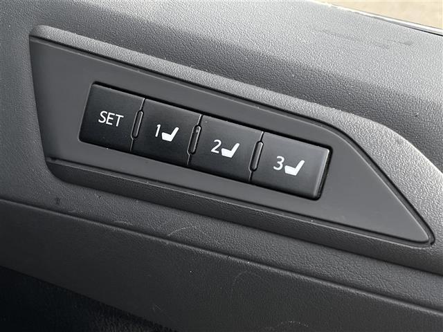 アルファード 2.5S Cパッケージ 当店買取車 モデリスタエアロ 純正10型ナビ 純正後席モニター ステアリングヒーター レーダークルーズコントロール バックカメラ 両側パワースライド オットマン D/Nパワーシート PWバックドア(11枚目)