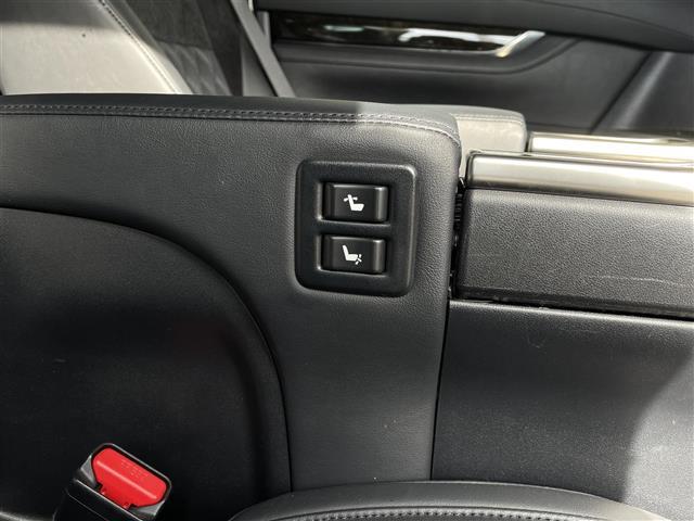 アルファード 2.5S Cパッケージ 当店買取車 モデリスタエアロ 純正10型ナビ 純正後席モニター ステアリングヒーター レーダークルーズコントロール バックカメラ 両側パワースライド オットマン D/Nパワーシート PWバックドア(15枚目)