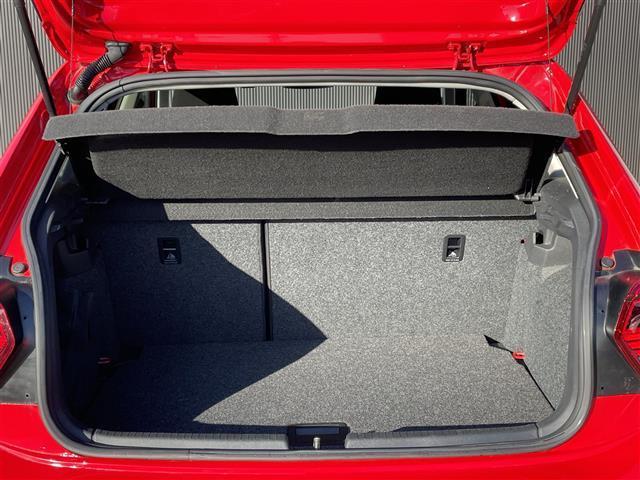 ポロ ＴＳＩコンフォートライン　当店買取車両　ワンオーナー　ＡＣＣ　Ｃａｒｐｌａｙ　ＡｎｄｏｒｏｉｄＡｕｔｏ　純正ナビ　Ｂｌｕｅｔｏｏｔｈ　Ｂカメラ　ＬＥＤヘッドライト　ドラレコ前後　純正１５インチＡＷ　スタッドレスタイヤ付き　禁煙（15枚目）