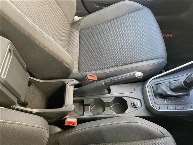 ポロ ＴＳＩコンフォートライン　当店買取車両　ワンオーナー　ＡＣＣ　Ｃａｒｐｌａｙ　ＡｎｄｏｒｏｉｄＡｕｔｏ　純正ナビ　Ｂｌｕｅｔｏｏｔｈ　Ｂカメラ　ＬＥＤヘッドライト　ドラレコ前後　純正１５インチＡＷ　スタッドレスタイヤ付き　禁煙（26枚目）