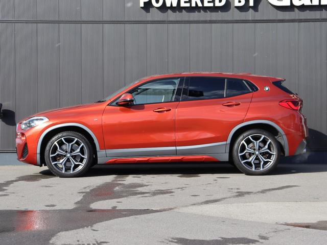 Ｘ２ ｘＤｒｉｖｅ　２０ｉ　ＭスポーツＸ　パノラマサンルーフ　純正ナビ　バックカメラ　ヘッドアップＤ　ＡＣＣ　衝突軽減Ｂ　レーンディパチャーＷ　シートヒーター　パワーバックドア　コンフォートアクセス　純正１９ＡＷ（24枚目）