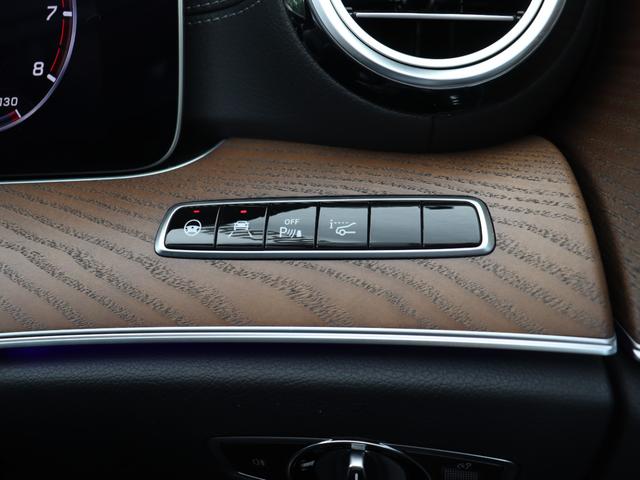 Ｅクラス Ｅ４５０　４マチック　エクスクルーシブ　パノラマサンルーフ　黒革シート　純ナビＴＶ　３６０°　ＨＵＤ　ＣａｒＰｌａｙ　Ｂｕｒｍｅｓｔｅｒ　マルチビームＬＥＤ　パワーシート／全席ヒーター／ベンチレーション　パワーバックＤ　エアサス　純１７ＡＷ（35枚目）