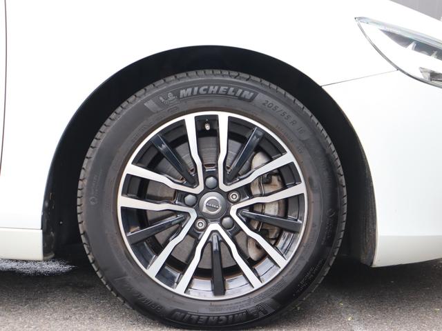 Ｖ４０ Ｄ４　キネティック　純正ナビ　バックカメラ　ＡＣＣ　衝突軽減ブレーキ　レーンキープアシスト　ブラインドスポットモニター　パークセンサー　純正１６ＡＷ　スマートキー　ＥＴＣ　ドラレコ　ＬＥＤヘッドライト（49枚目）