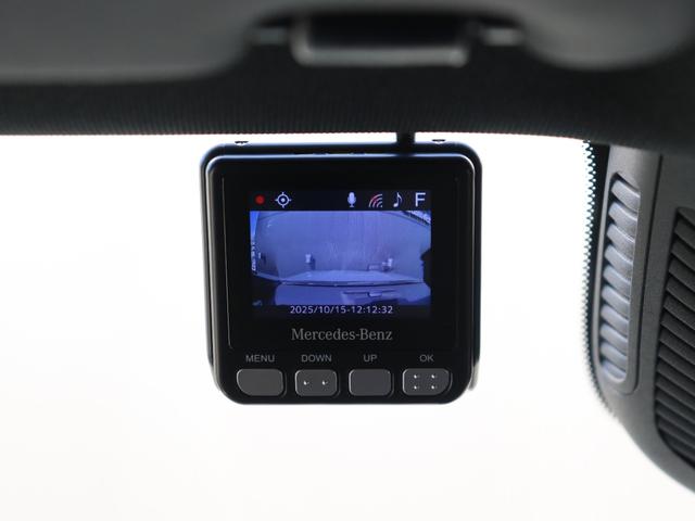 ＧＬＡクラス ＧＬＡ２００ｄ　４マチック　ＡＭＧライン　当店買取車両　ヘッドライトプロテクションフィルム　パノラミックスライディングルーフ　アンビエントライト　レーダーセーフティＰＫＧ　全方位カメラ　Ｐシート／シートヒーター　ドラレコ　ＥＴＣ　ナビ　ＴＶ（10枚目）