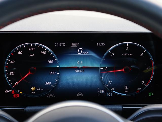 ＧＬＡクラス ＧＬＡ２００ｄ　４マチック　ＡＭＧライン　当店買取車両　ヘッドライトプロテクションフィルム　パノラミックスライディングルーフ　アンビエントライト　レーダーセーフティＰＫＧ　全方位カメラ　Ｐシート／シートヒーター　ドラレコ　ＥＴＣ　ナビ　ＴＶ（24枚目）
