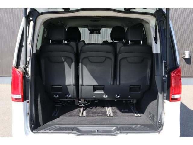 Ｖクラス Ｖ２２０ｄ　両側パワースライドドア　レーダーセーフティＰＫＧ　黒革シート　シートヒーター　レーダークルーズコントロール　パノラミックビューモニター　クリアランスソナー　純正ナビ　純１７ＡＷ　電動リアゲート　ＥＴＣ（19枚目）