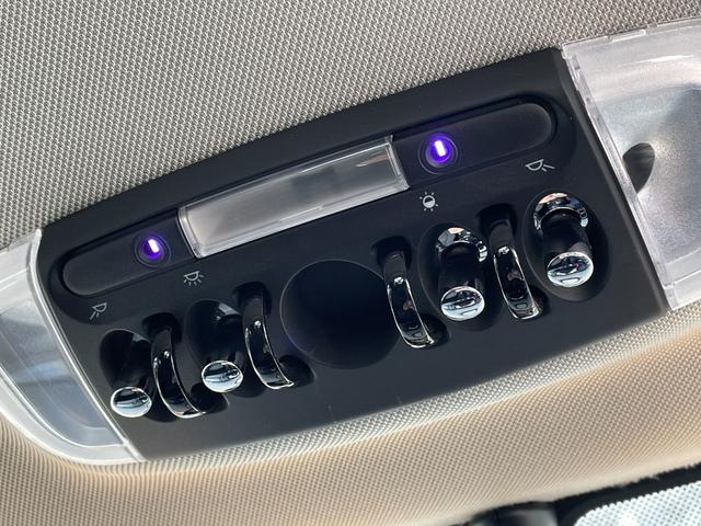 MINI クーパー 6速MT ナビゲーションパッケージ ペッパーパッケージ ミニエキサイトメントパッケージ コンフォートアクセス レインセンサー アンビエントライト ストレージコンパートメント ETC スマートキー(29枚目)