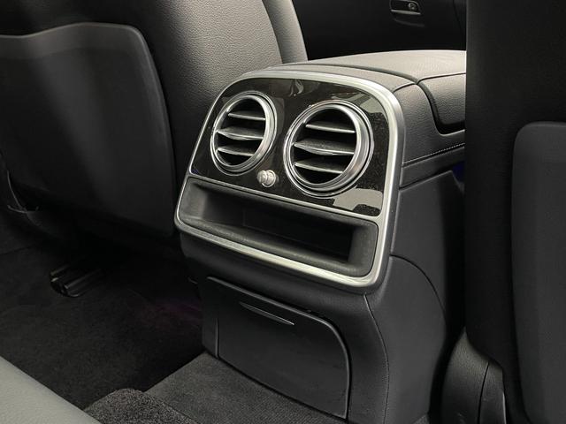 Sクラス S300h AMGライン パノラミックスSR HUD パフュームアトマイザー 黒革シート シートヒーター PWシート 電動チルトステアリング ナビ 360°ビュー PWトランク レーダーセーフティPKG LEDヘッドライト(14枚目)