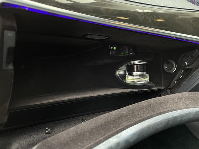 Sクラス S300h AMGライン パノラミックスSR HUD パフュームアトマイザー 黒革シート シートヒーター PWシート 電動チルトステアリング ナビ 360°ビュー PWトランク レーダーセーフティPKG LEDヘッドライト(19枚目)
