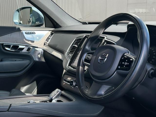 XC90 B6 AWD インスクリプション エアサス装着車 サンルーフ HUD Bowers&Wilkins CarPlay ブルーレザーシート ベンチレーション シートヒーター クリスタルシフト ステアリングヒーター PWバックドア 全方位(9枚目)