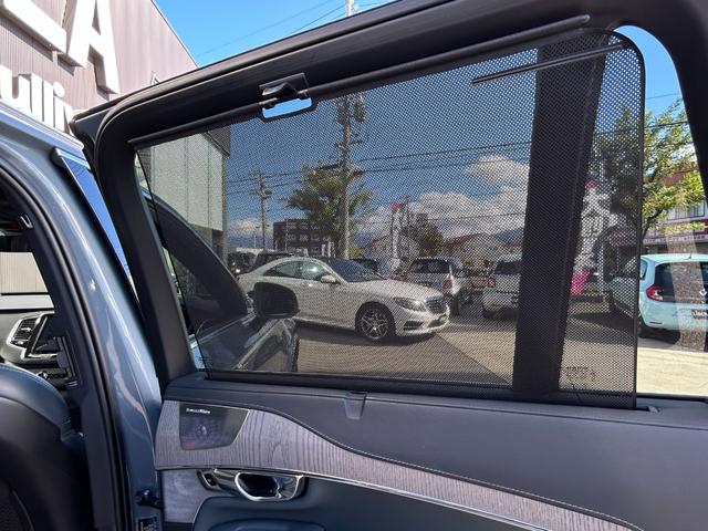 XC90 B6 AWD インスクリプション エアサス装着車 サンルーフ HUD Bowers&Wilkins CarPlay ブルーレザーシート ベンチレーション シートヒーター クリスタルシフト ステアリングヒーター PWバックドア 全方位(16枚目)