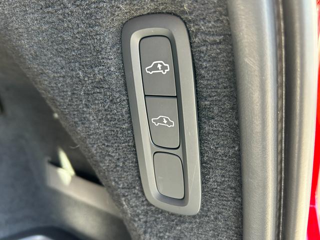 XC90 B6 AWD インスクリプション エアサス装着車 サンルーフ HUD Bowers&Wilkins CarPlay ブルーレザーシート ベンチレーション シートヒーター クリスタルシフト ステアリングヒーター PWバックドア 全方位(26枚目)