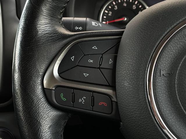 ジープ・レネゲード リミテッド ACC レーンキープ Uconnectナビ bluetooth 黒革シート シートヒーター D/Nパワーシート ステアリングヒーター パークセンサー ルーフレール スマートキー 前後ドライブレコーダー(34枚目)