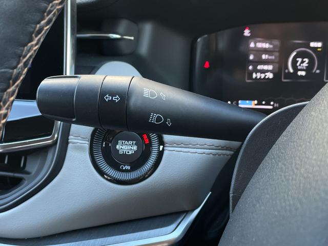 ジープ・コンパス リミテッド　１オーナー　黒革　ＡＣＣ　ＬＫＡ　ＢＳＭ　ナビ　ＴＶ　３６０°　ＡＬＰＩＮＥ　ＬＥＤ　ＰＷＢドア　Ｐアシスト　ＰＷシート　シートＨ　ステアリングヒーター　ＣａｒＰｌａｙ　Ａｎｄｏｒｏｉｄ　前後ドラレコ（33枚目）