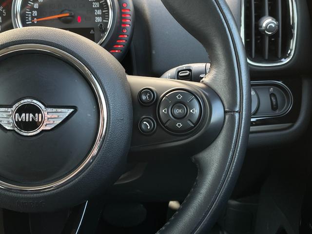MINI クーパーSD クロスオーバー オール4 1オーナー ACC MINIドライビングモード シートヒータ ナビ Bカメラ LEDライト エキサイトメントPKG インテリジェントセーフティ PWバックドア アンビエントライト O/P18インチAW(32枚目)