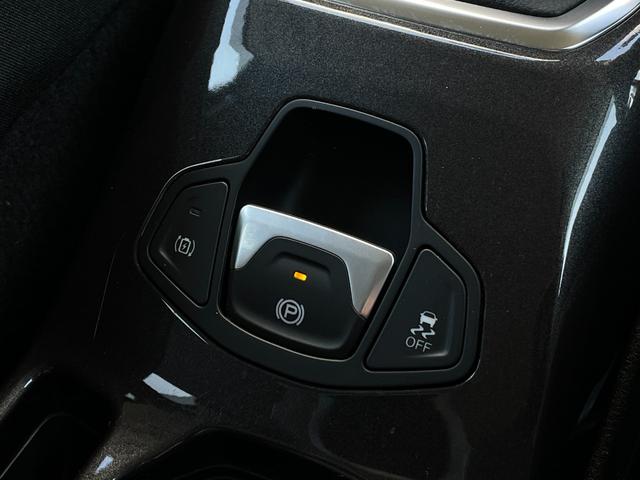 ジープ・レネゲード4xe リミテッド 4xe CarPlay レザーシート シートヒーター ステアリングヒーター PWシート ナビ TV Bカメラ ACC ブラインドスポット レーンキープ LEDヘッドライト ドラレコ ルーフレール ETC(29枚目)