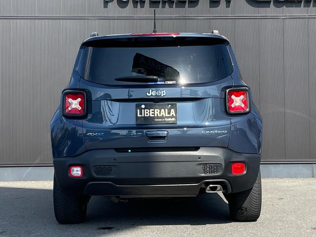 ジープ・レネゲード4xe リミテッド 4xe CarPlay レザーシート シートヒーター ステアリングヒーター PWシート ナビ TV Bカメラ ACC ブラインドスポット レーンキープ LEDヘッドライト ドラレコ ルーフレール ETC(41枚目)