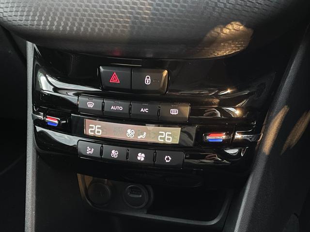 208 アリュール AppleCarPlay 純正ナビ(AM /FM/BT/USB) バックカメラ LEDヘッドライト オートライト クルーズコントロール オートライト ETC 衝突被害軽減システム ドアバイザー(27枚目)