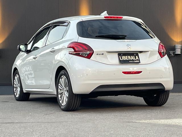 208 アリュール AppleCarPlay 純正ナビ(AM /FM/BT/USB) バックカメラ LEDヘッドライト オートライト クルーズコントロール オートライト ETC 衝突被害軽減システム ドアバイザー(40枚目)