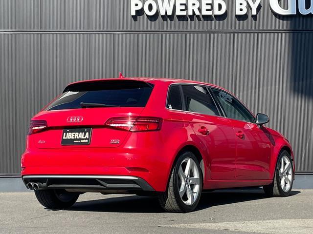 A3 スポーツバック2.0TFSIクワトロ スポーツ ACC ラグジュアリーPKG 黒革 バーチャルコックピット マトリクスLED シーケンシャル パドルシフト PWシート シートヒーター MMIナビ バックカメラ Audiプレセンス パークエイド(41枚目)