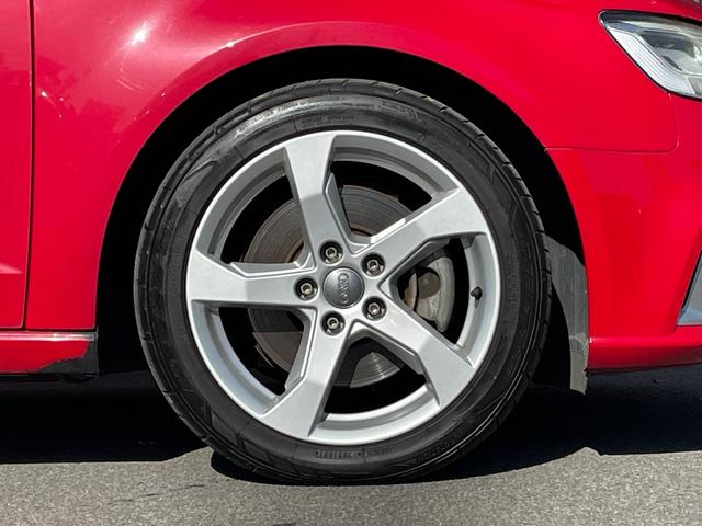 A3 スポーツバック2.0TFSIクワトロ スポーツ ACC ラグジュアリーPKG 黒革 バーチャルコックピット マトリクスLED シーケンシャル パドルシフト PWシート シートヒーター MMIナビ バックカメラ Audiプレセンス パークエイド(48枚目)