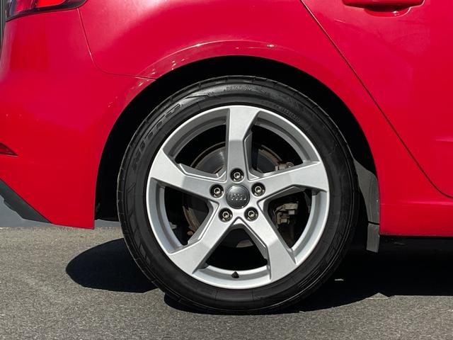 A3 スポーツバック2.0TFSIクワトロ スポーツ ACC ラグジュアリーPKG 黒革 バーチャルコックピット マトリクスLED シーケンシャル パドルシフト PWシート シートヒーター MMIナビ バックカメラ Audiプレセンス パークエイド(49枚目)