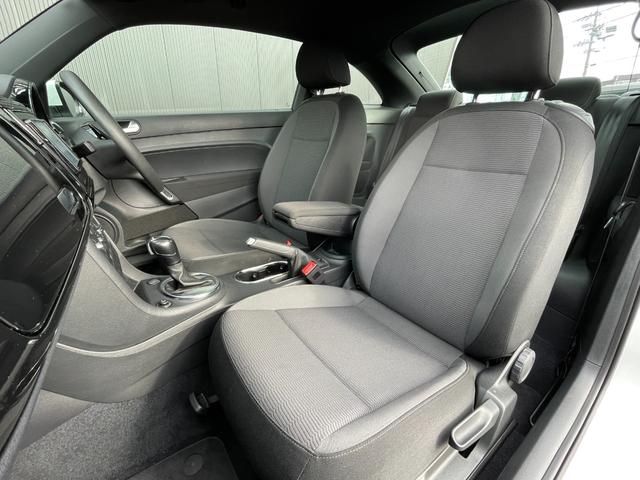 ザ・ビートル ベース ストラーダナビ 地デジTV バックカメラ CD/DVD bluetooth AUX HIDヘッドライト スマートキー プッシュスタート ETC 純正16インチAW(10枚目)