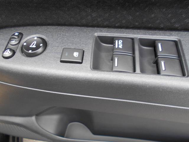 G・Lパッケージ ETC Rカメラ HID クルコン Bluetooth USB 純アルミホイール(43枚目)