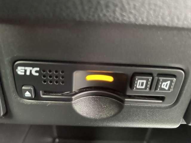 G SSパッケージ 禁煙車 ワンオーナー FRドラレコ メモリーナビ ワンセグ CD DVD Bluetooth インターナビ Rカメラ 両側PSD ETC HID AAC アイドリングストップ あんしんパッケージ(9枚目)