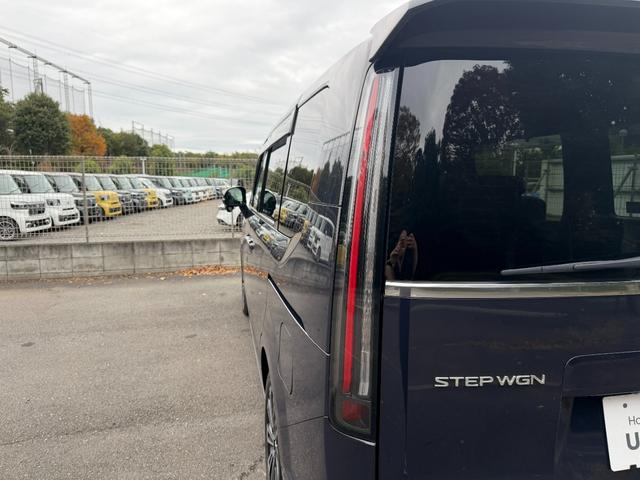 ステップワゴン e:HEVスパーダプレミアムライン 禁煙・ドラレコ・障害物センサー・11.4インチ純ナビ・Bluetooth・ホンダコネクト・マルチビューカメラ・ETC・オットマン・パドルシフト・AW マルチカメラ Wエアコン 両側自動ドア Fセグ(32枚目)