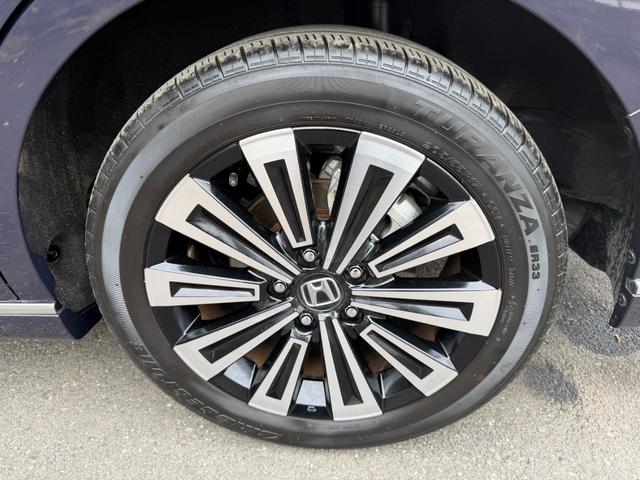 ステップワゴン e:HEVスパーダプレミアムライン 禁煙・ドラレコ・障害物センサー・11.4インチ純ナビ・Bluetooth・ホンダコネクト・マルチビューカメラ・ETC・オットマン・パドルシフト・AW マルチカメラ Wエアコン 両側自動ドア Fセグ(77枚目)