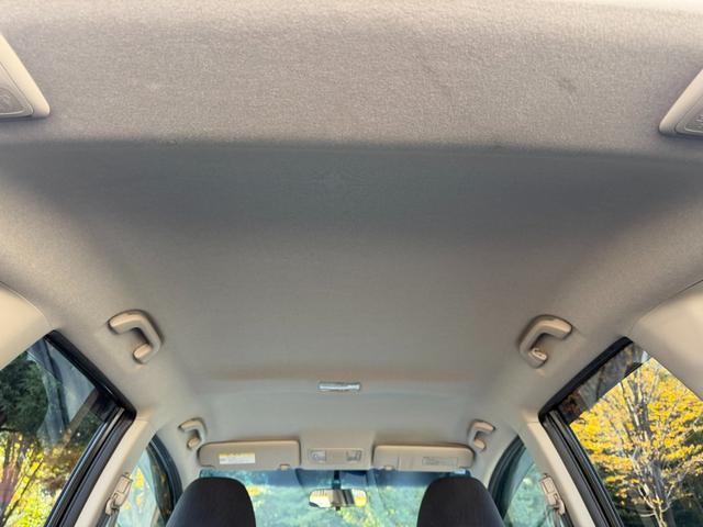 フィットハイブリッド ナビプレミアムセレクション　ワンオーナー・純ナビＴＶ・インターナビ・Ｒカメラ・ＥＴＣ・スマートキー・ＨＩＤ・クルコン・ＡＷ・シートヒーター　エアコン　運転席エアバッグ　ＤＶＤ再生　キーフリー　ワンセグ　パワーウィンドウ　Ｂカメラ（60枚目）