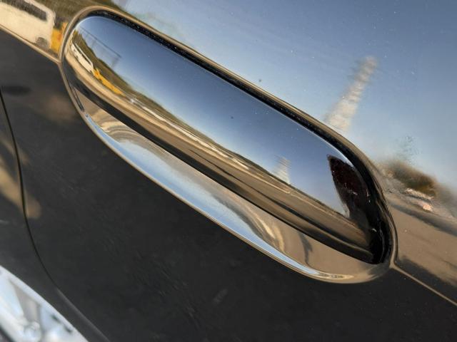 フィットハイブリッド ナビプレミアムセレクション　ワンオーナー・純ナビＴＶ・インターナビ・Ｒカメラ・ＥＴＣ・スマートキー・ＨＩＤ・クルコン・ＡＷ・シートヒーター　エアコン　運転席エアバッグ　ＤＶＤ再生　キーフリー　ワンセグ　パワーウィンドウ　Ｂカメラ（70枚目）