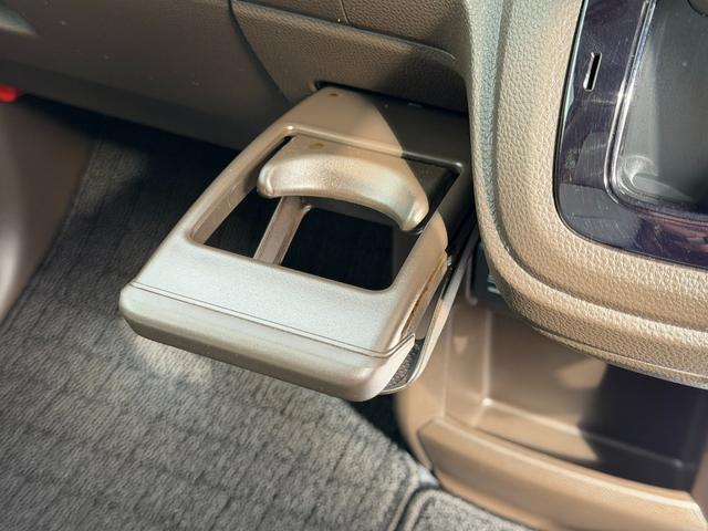 Ｎ－ＷＧＮ Ｌ　ワンオーナー・ＨｏｎｄａＳＥＮＳＩＮＧ・障害物センサー・７インチ純ナビ・Ｂｌｕｅｔｏｏｔｈ・インターナビ・Ｒカメラ・ＥＴＣ・クルコン・スマートキー・アイスト　Ｐセンサー　誤発進抑制　記録簿　ＡＢＳ（51枚目）