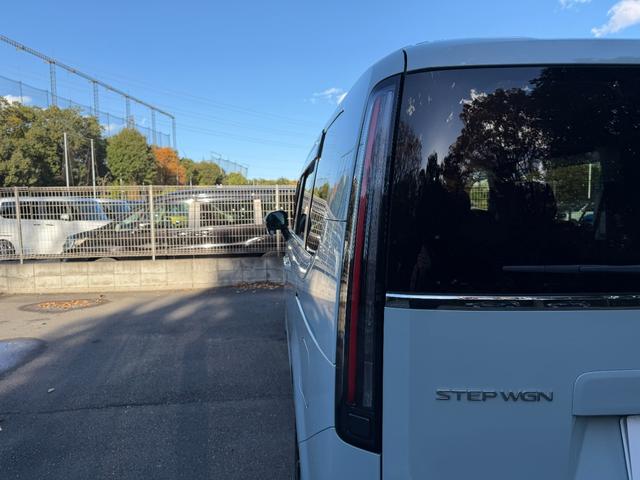 ステップワゴン エアー 禁煙・ワンオーナー・ドラレコ・障害物センサー・8インチ純ナビTV・Bluetooth・ホンダコネクト・Rカメラ・ETC・AW・両パワスラ 盗難防止システム 1オナ TURBO 踏み間違い防止 記録簿(30枚目)