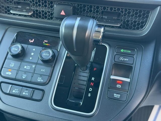 ステップワゴン エアー 禁煙・ワンオーナー・ドラレコ・障害物センサー・8インチ純ナビTV・Bluetooth・ホンダコネクト・Rカメラ・ETC・AW・両パワスラ 盗難防止システム 1オナ TURBO 踏み間違い防止 記録簿(47枚目)