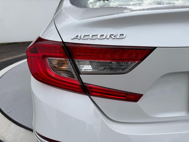 アコード ＥＸ　ワンオーナー・ＨｏｎｄａＳＥＮＳＩＮＧ・ドラレコ・障害物センサー・純ナビＴＶ・Ｂｌｕｅｔｏｏｔｈ・インターナビ・Ｒカメラ・ＥＴＣ・サンルーフ・革シート・スマートキー・ＬＥＤ・オートハイビーム・ＡＷ（31枚目）