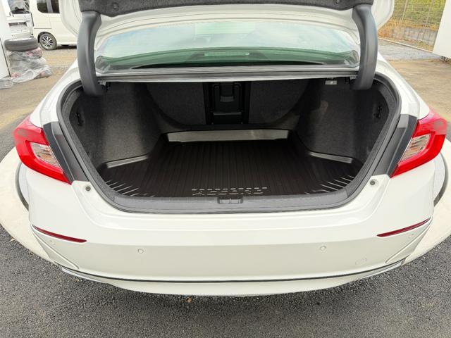 アコード ＥＸ　ワンオーナー・ＨｏｎｄａＳＥＮＳＩＮＧ・ドラレコ・障害物センサー・純ナビＴＶ・Ｂｌｕｅｔｏｏｔｈ・インターナビ・Ｒカメラ・ＥＴＣ・サンルーフ・革シート・スマートキー・ＬＥＤ・オートハイビーム・ＡＷ（67枚目）