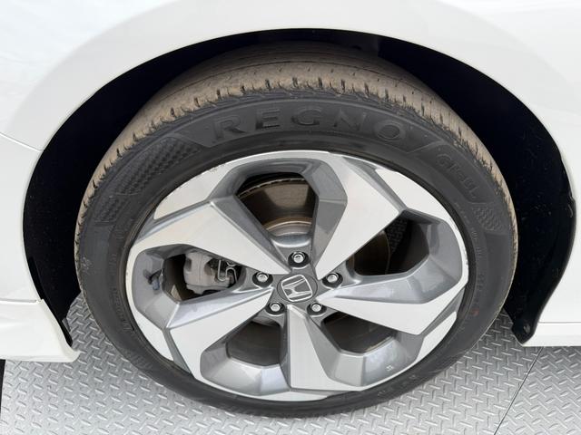 アコード ＥＸ　ワンオーナー・ＨｏｎｄａＳＥＮＳＩＮＧ・ドラレコ・障害物センサー・純ナビＴＶ・Ｂｌｕｅｔｏｏｔｈ・インターナビ・Ｒカメラ・ＥＴＣ・サンルーフ・革シート・スマートキー・ＬＥＤ・オートハイビーム・ＡＷ（73枚目）