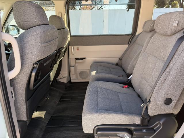 ステップワゴン e:HEVエアー ワンオーナー・HondaSENSING・ドラレコ・障害物センサー・9インチ純ナビTV・Bluetooth・ホンダコネクト・Rカメラ・ETC・両パワスラ・LED・オートハイビーム・AW 前後誤発進抑制(64枚目)